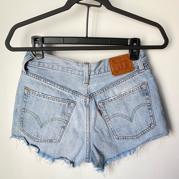 Levi’s 501 Light Wash Denim Shorts Distressed ( size 26 ) - Picture 2 of 5